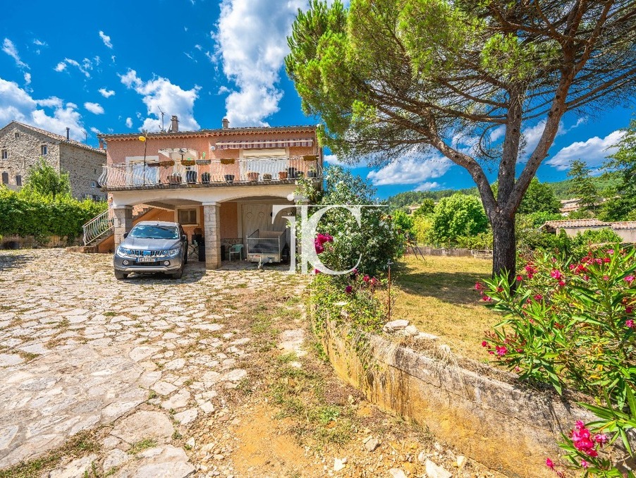A vendre maison Banne 07460; 260 000 € 