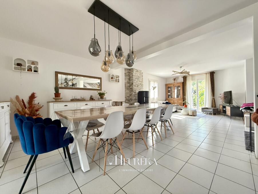 Maison sur Veigne ; 449 000 € ; Vente Réf. 513