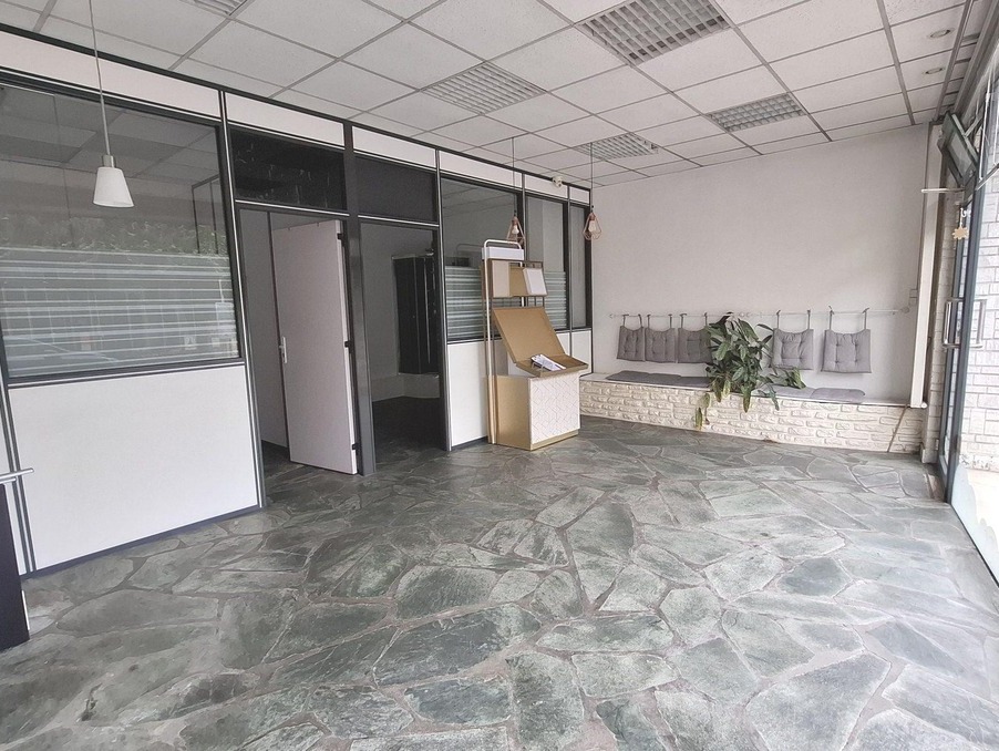 Local commercial sur Vernon ; 900 €  ; A louer Réf. 572-DESJARDINS_572