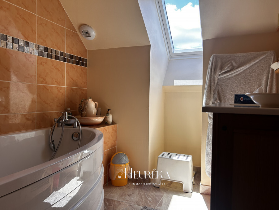 Maison 325 000 € sur Luynes (37230) - Réf. 511