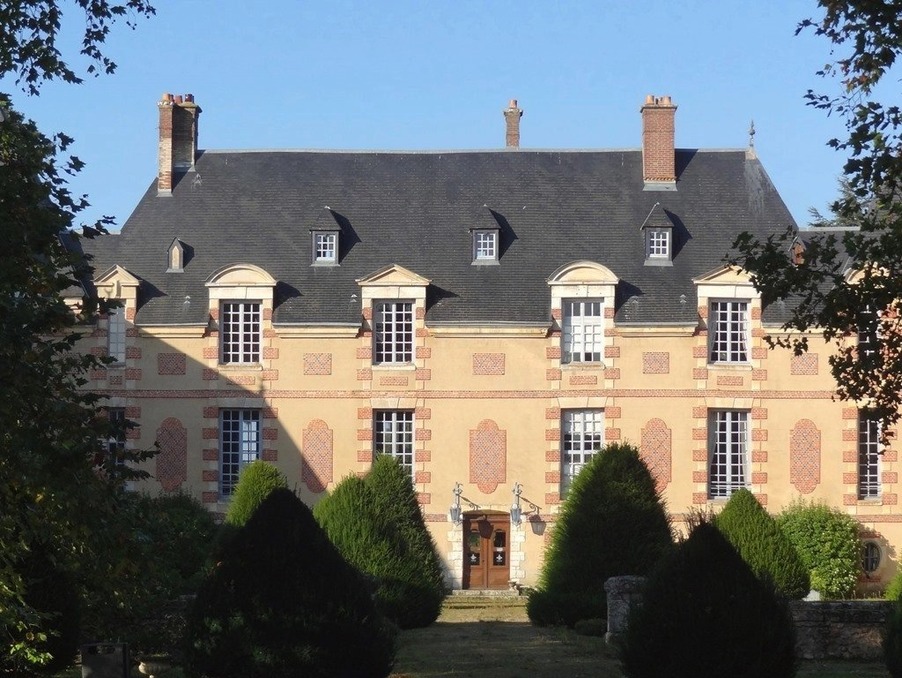 Chateau 2 200 000 €  sur Blaru (78270) - Réf. 4345512