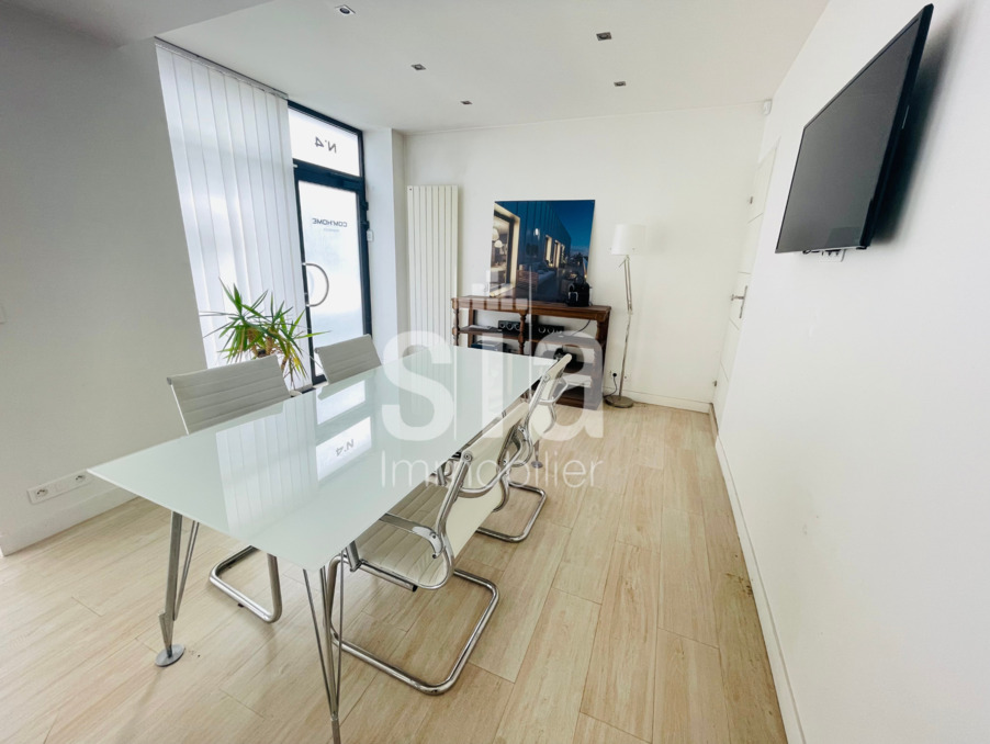 Achat local professionnel Neuilly-Plaisance Réf. CLVCO360001944