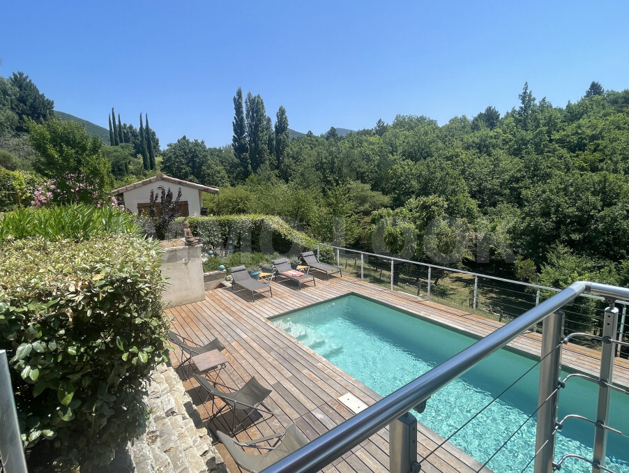 Vente maison 875 000 €  Dieulefit