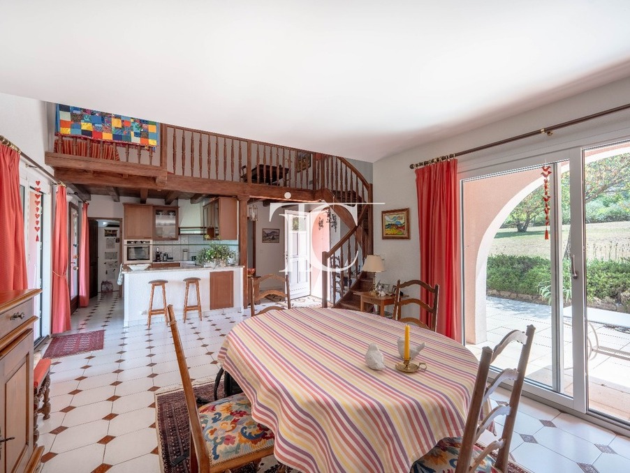 Vente maison 652 000 €  Les Vans