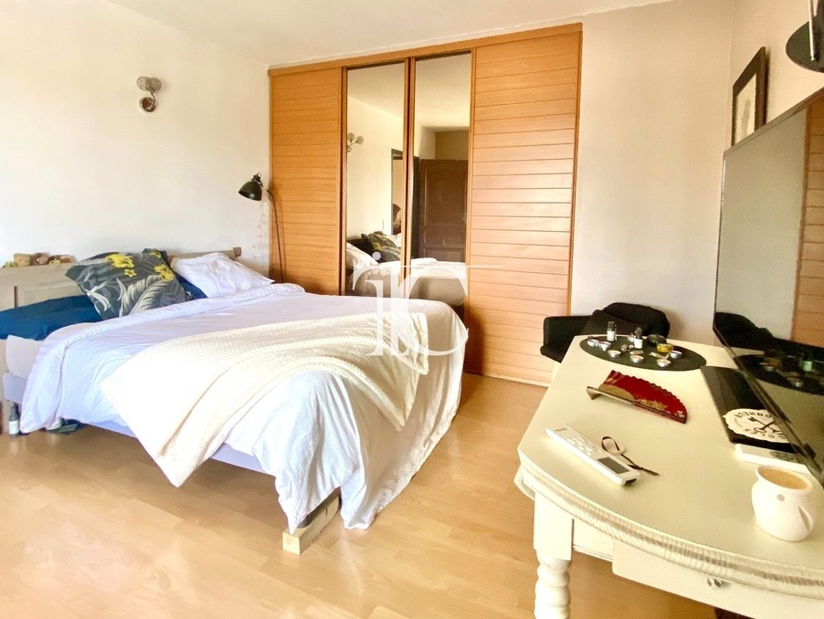 Maison 495 000 €  sur Allegre-les-Fumades (30500) - Réf. 301376096-25071021