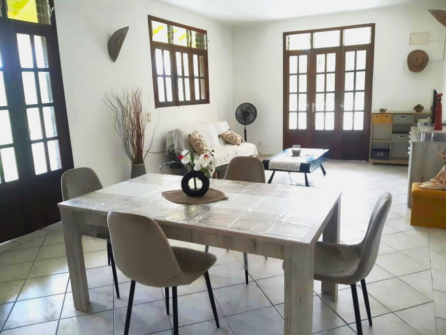 Maison 1 100 €  sur Morne a l'Eau (97111) - Réf. LB749