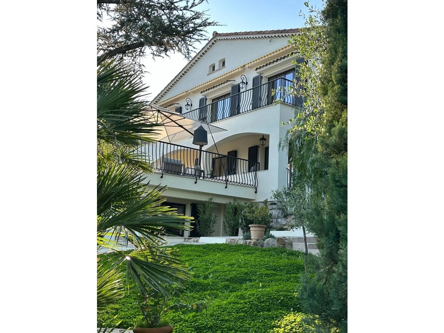Maison sur Roquebrune-Cap-Martin ; 4 900 000 €  ; Achat Réf. 86154845