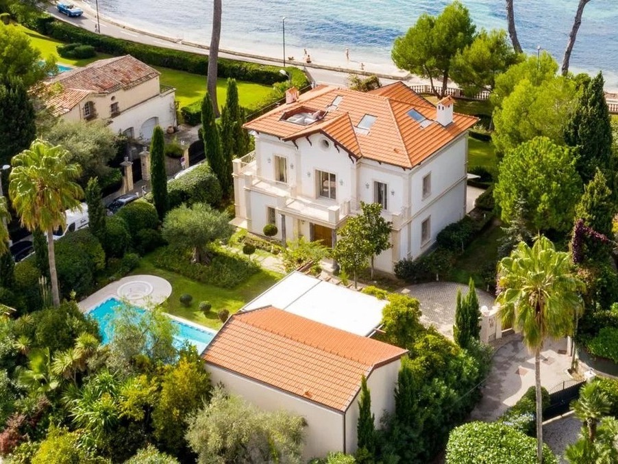 Maison 25 000 000 €  Réf. 83782575 Antibes