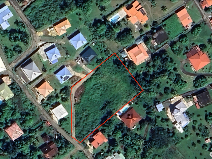 Terrain 250 000 €  sur Saint-Esprit (97270) - Réf. 751