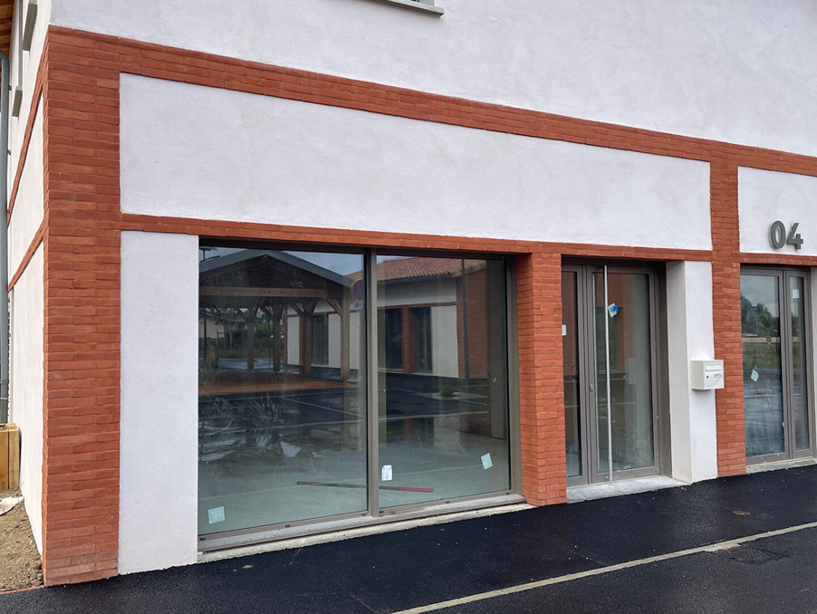 Local commercial 670 &euro;  Réf. 1566-D2 Corbarieu