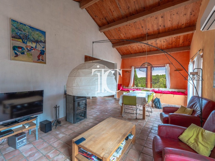 Maison sur Banne ; 329 000 €  ; Vente Réf. 301376272-25081032