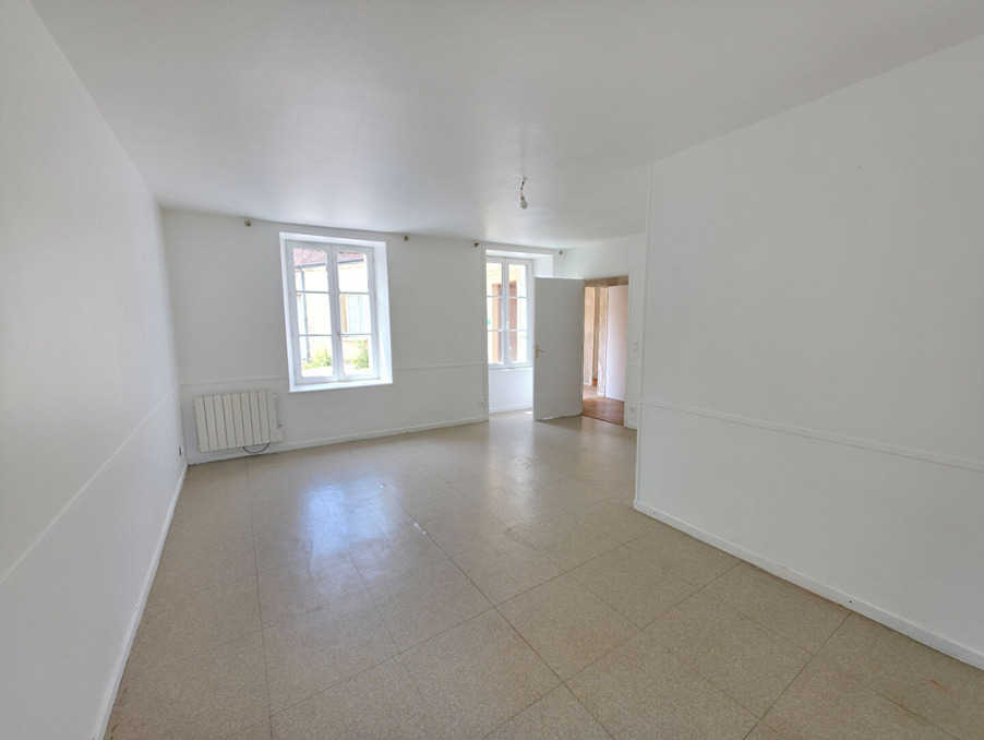 Location appartement St Cyr la Rosiere Réf. 02