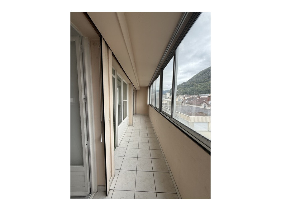 Appartement sur Saint-Claude ; 86 000 €  ; Achat Réf. 1990