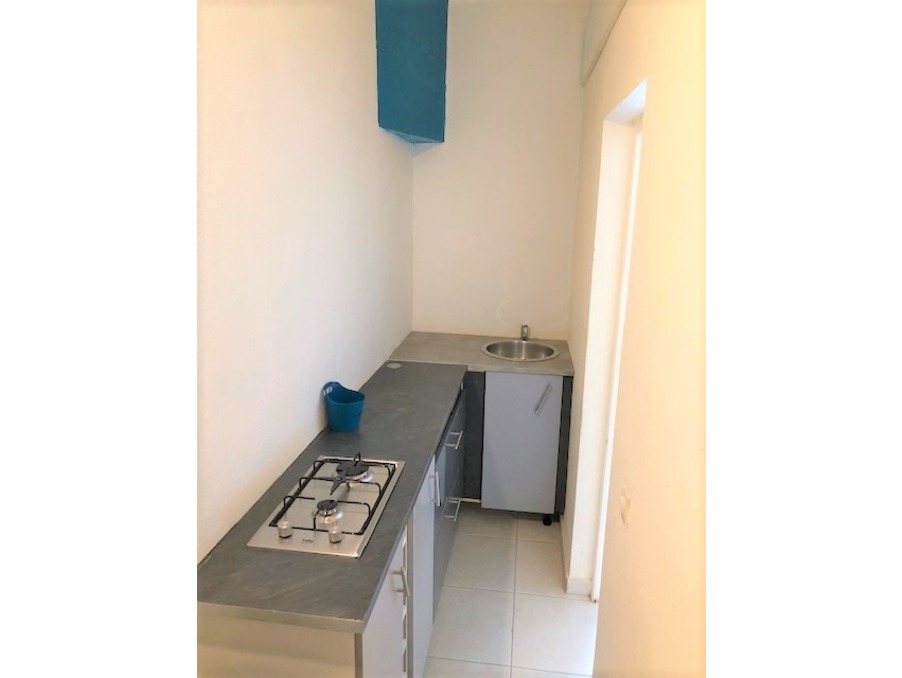Appartement 570 €  sur Les Abymes (97139) - Réf. 760
