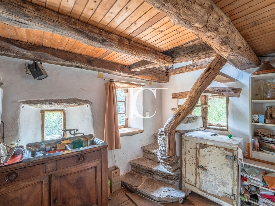 Maison sur Bonnevaux ; 285 000 €  ; A vendre Réf. 301375247-25091045