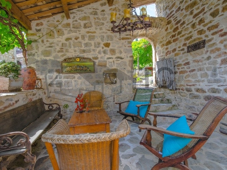 Maison 1 230 000 €  Réf. 30137204-1809279 Banne