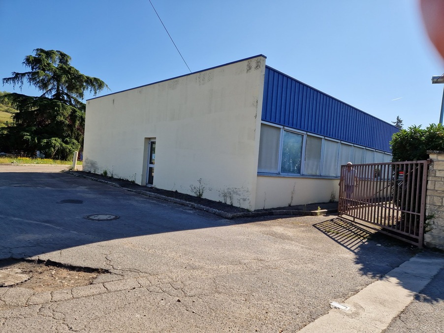 Autre sur Ménilles ; 2 530 €  ; A louer Réf. 450-DESJARDINS_450