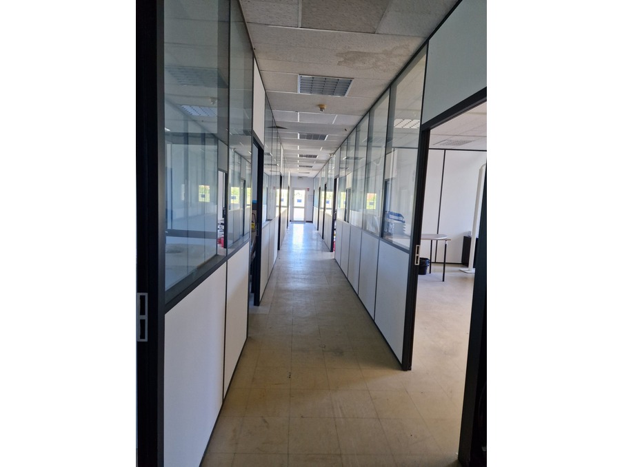 Autre sur Ménilles ; 2 530 €  ; A louer Réf. 450-DESJARDINS_450