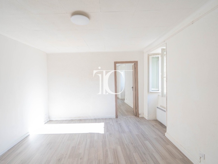 Achat appartement Les Vans Réf. 301376296-25091049