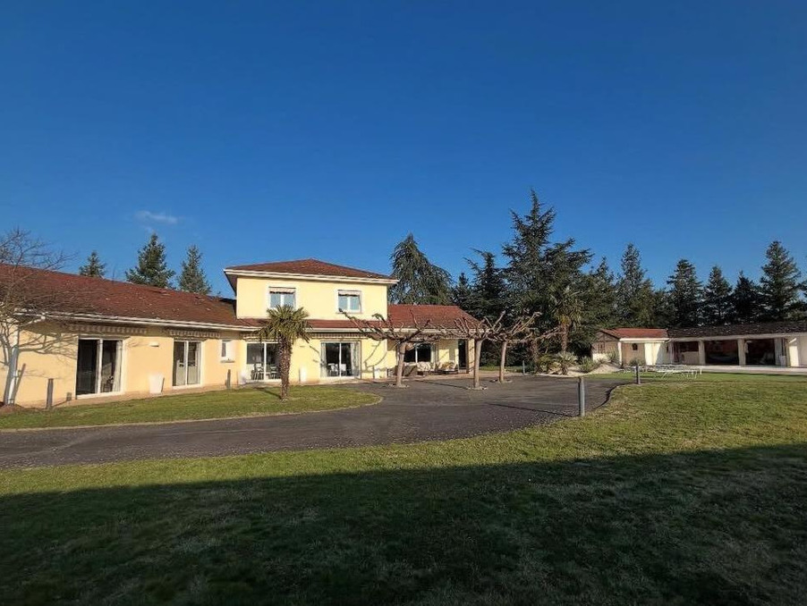 Maison sur Montrond-les-Bains ; 790 000 €  ; A vendre Réf. 59_6324