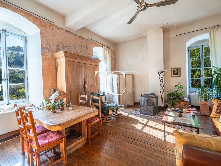 A vendre maison Banne 07460; 990 000 € 