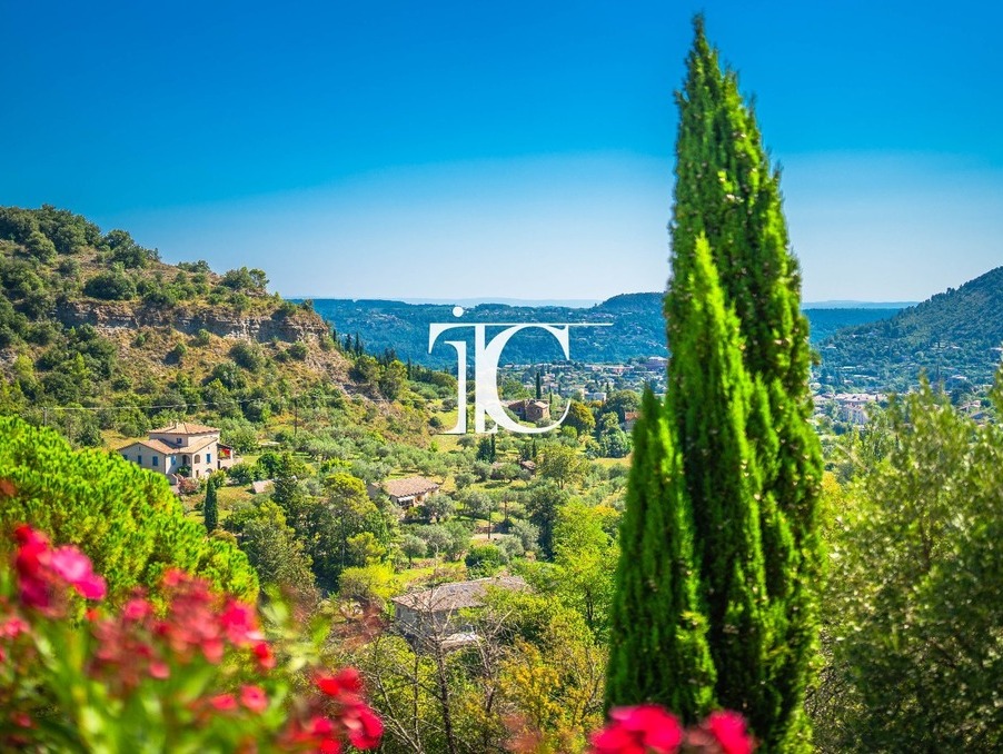 Maison sur Les Vans ; 328 000 €  ; A vendre Réf. 301376315-25091050