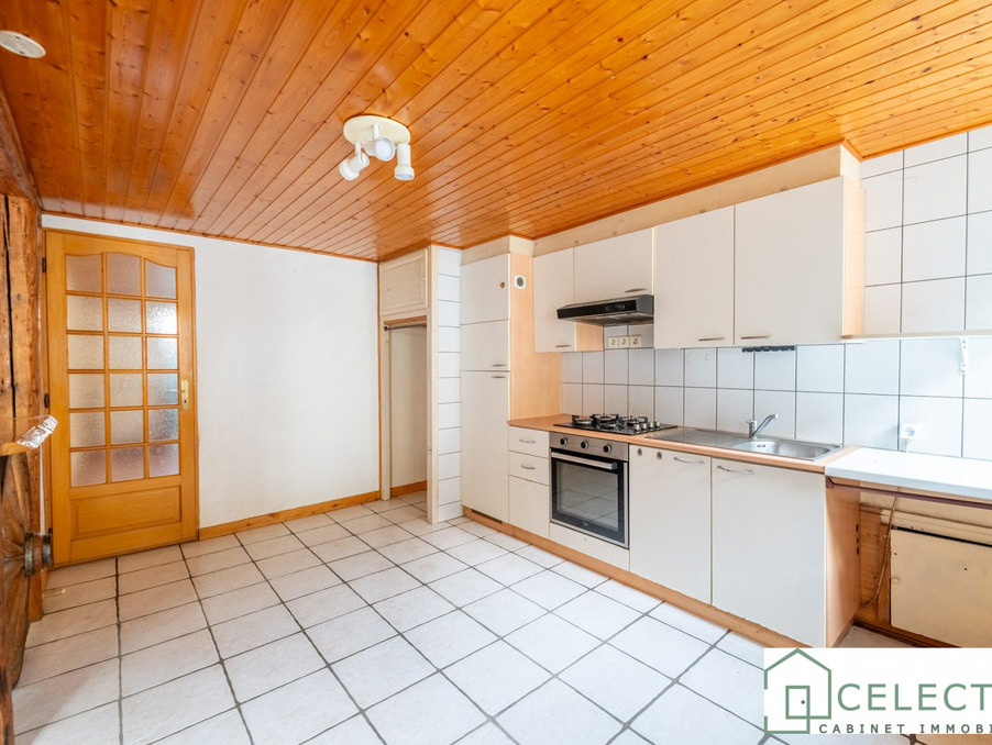 A vendre appartement La Cluse et Mijoux 25300; 119 000 €