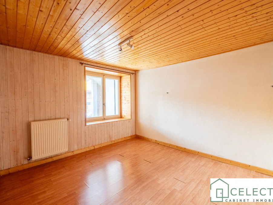 A vendre appartement La Cluse et Mijoux 25300; 119 000 €