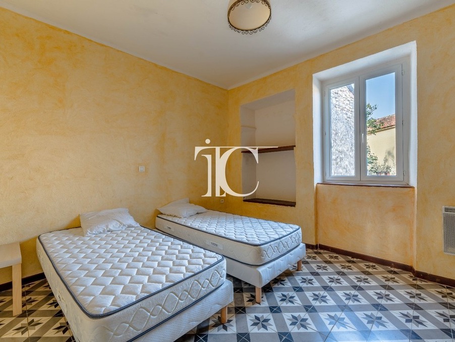 Maison 399 000 €  sur Les Vans (07140) - Réf. 301375216-25101075