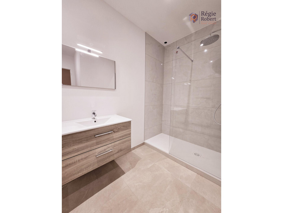 A louer appartement 875 €  Anse