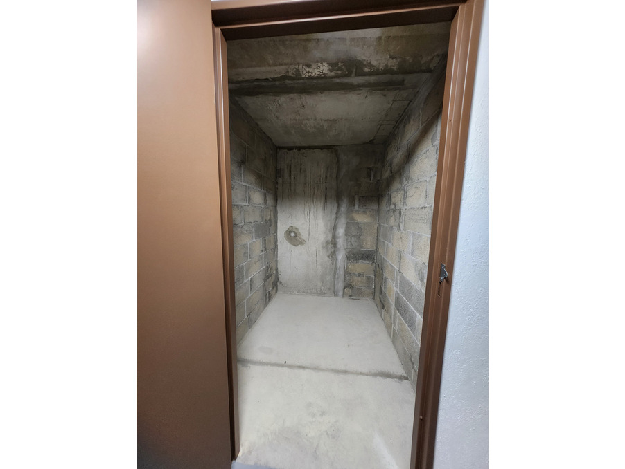 Vente autre 5 800 €  Rosny-sous-Bois