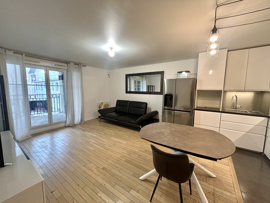 A louer appartement Romainville 93230; 1 490 &euro; 