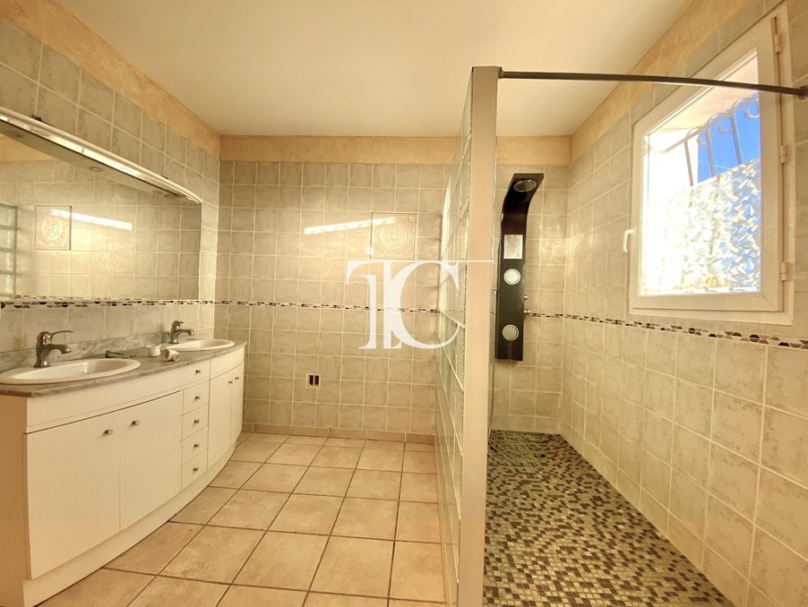 A vendre maison Les Mages 30960; 295 000 &euro; 