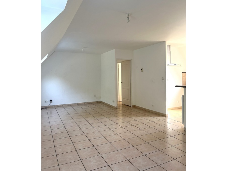 Appartement 685 &euro;  Réf. 609-DESJARDINS_609 Vernon