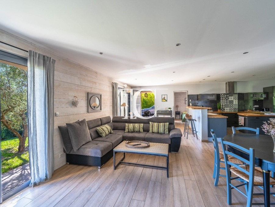 Vente maison 399 000 &euro;  Les Vans