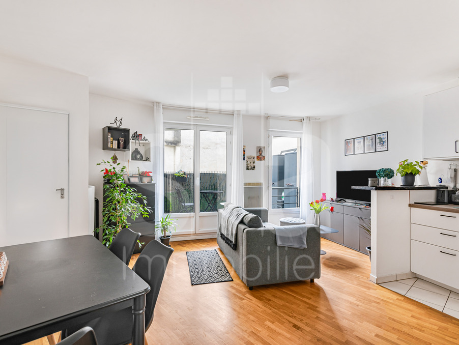 Appartement 320 000 &euro;  sur Les Lilas (93260) - Réf. AFVAP470002086