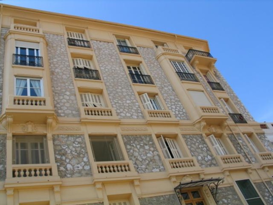 A louer appartement Monaco 98000; 2 900 &euro; 