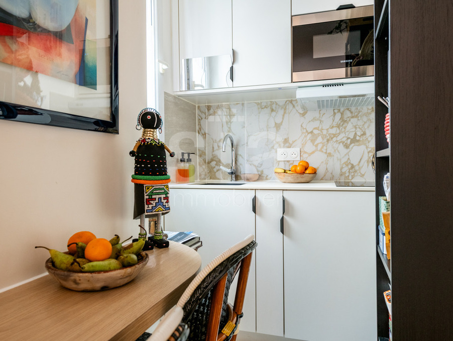 Achat appartement Paris Réf. JDVST450002102