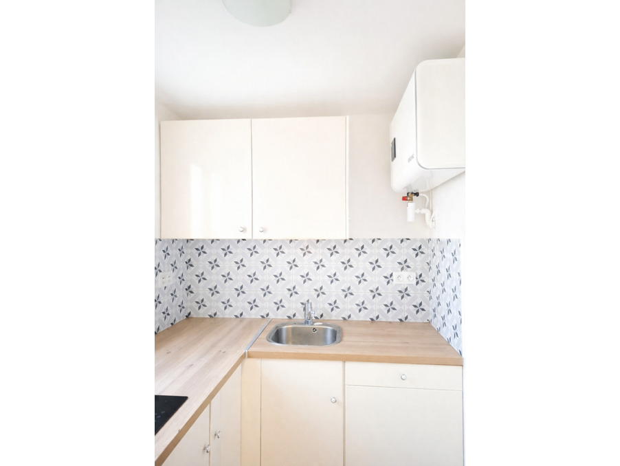 Appartement 790 &euro;  sur Saint-Maur-des-Fossés (94100) - Réf. TSLAP320002144