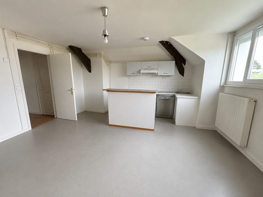 Appartement 600 &euro;  Réf. 650-DESJARDINS_650 Vernon
