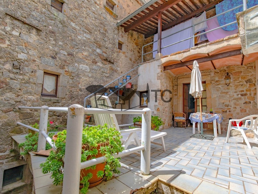 Vente maison 182 000 €  Banne