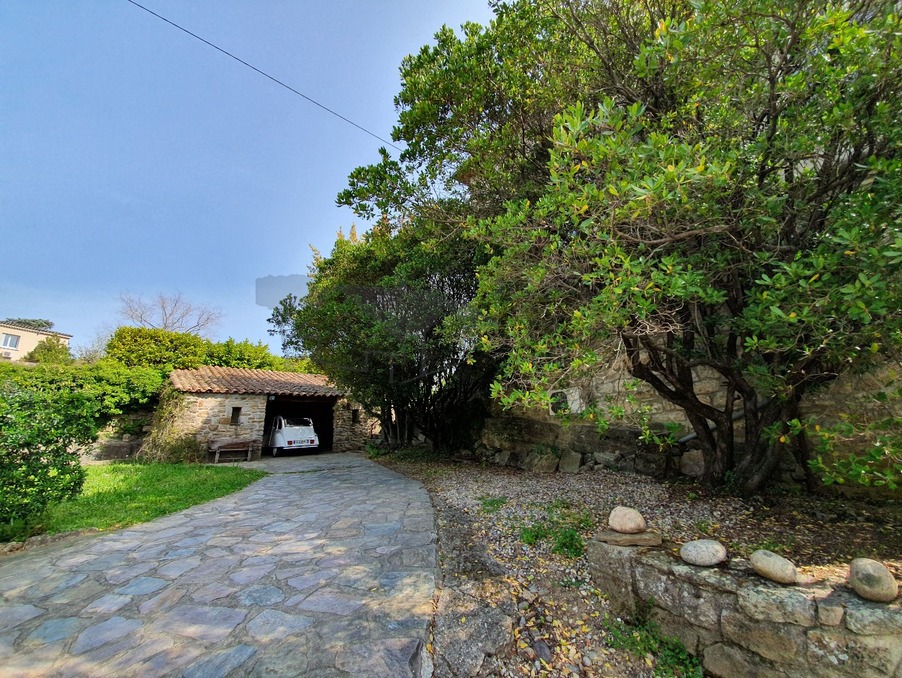 Maison sur Les Vans ; 378 000 €  ; Vente Réf. 301373439-2011227