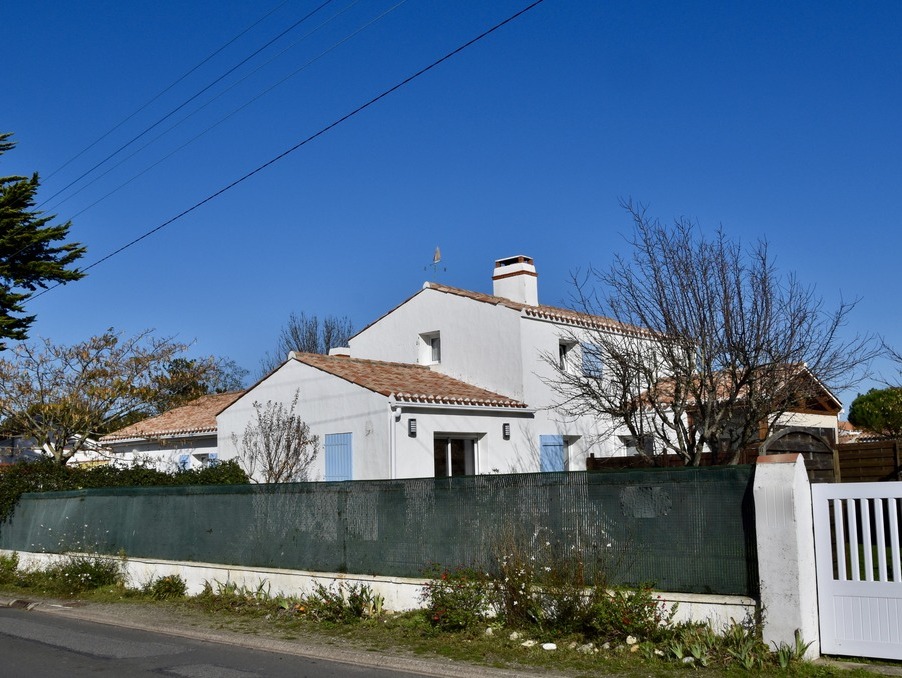 Maison 672 750 € sur Noirmoutier en l'Ile (85330) - Réf. RAI76