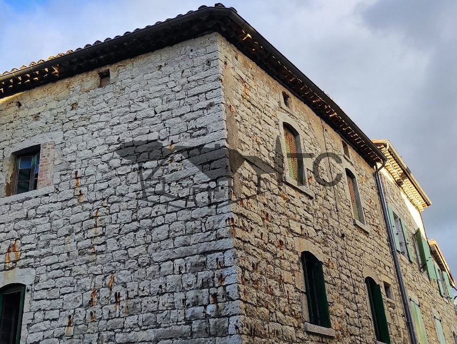 Vente maison 59 000 €  Banne