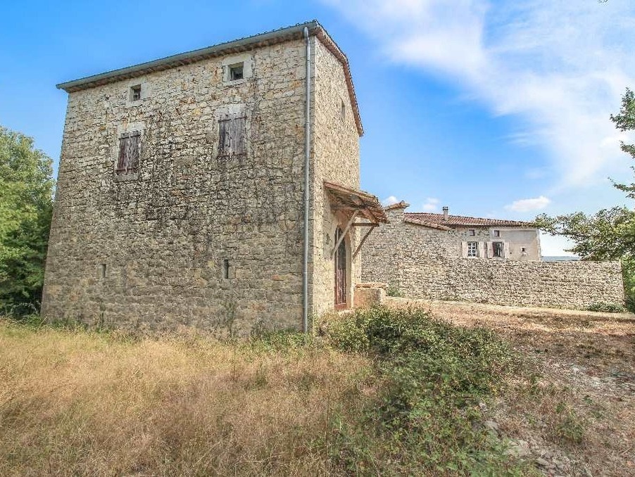 Maison sur Les Vans ; 520 000 €  ; A vendre Réf. 30137863-160266