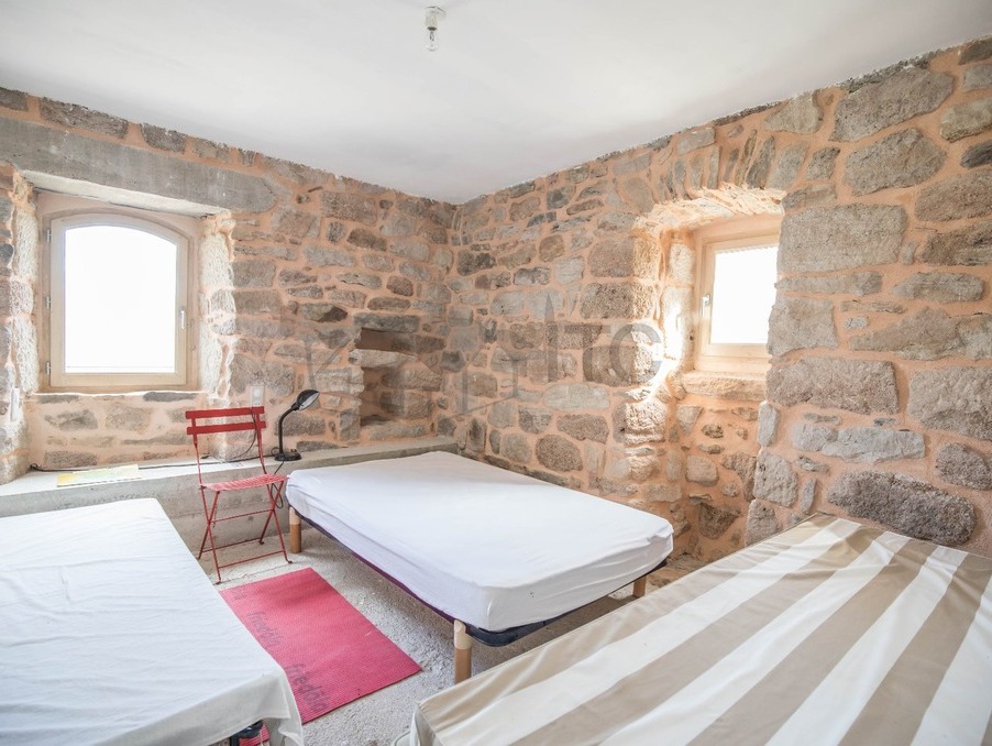 Maison sur Les Vans ; 260 000 €  ; A vendre Réf. 301374143-210120