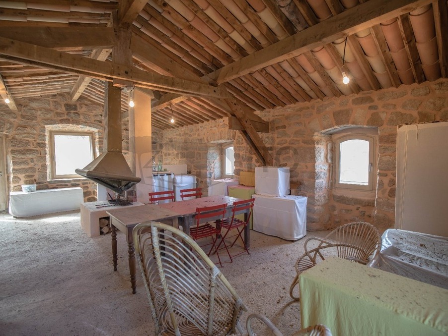 A vendre maison Les Vans 07140; 260 000 € 