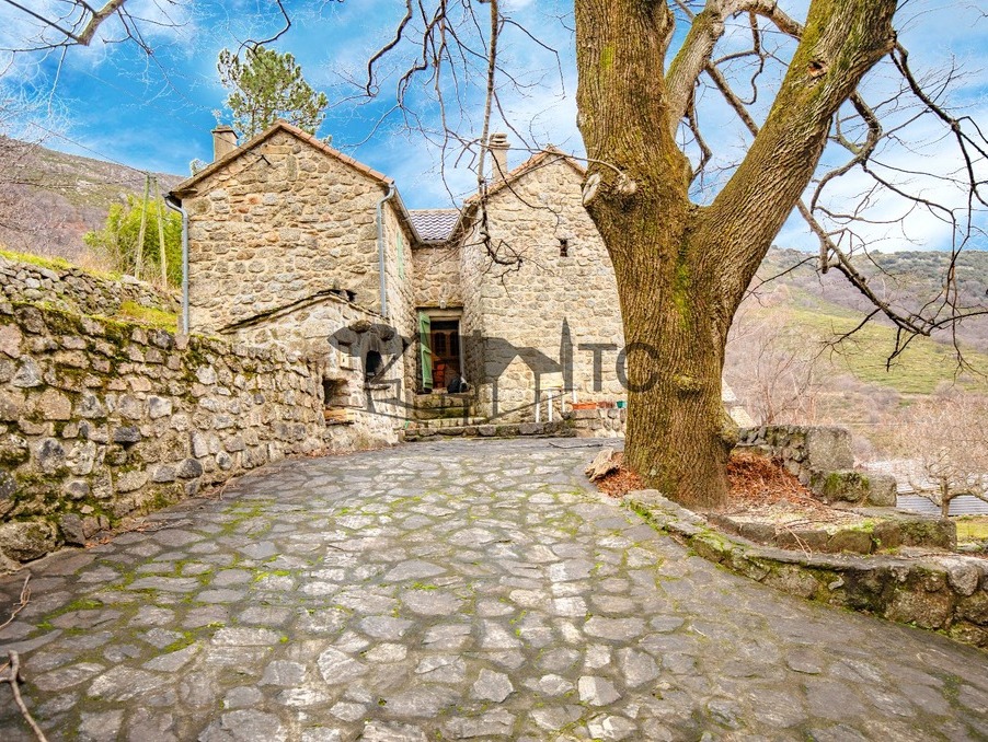 Vente maison 265 000 €  Les Vans