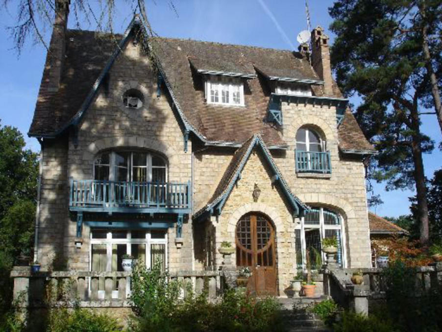 A vendre maison 450 m² 13 pièces A vendre maison 450 m² 13 pièces