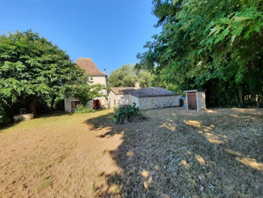 Vente maison Saint aubin de cadelech 160m² 140000 € Réf. 6981EY